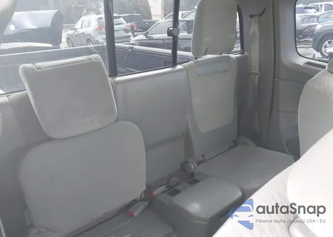 2009 Toyota Tacoma from USA, damaged, VIN 5TETX22N39Z671222